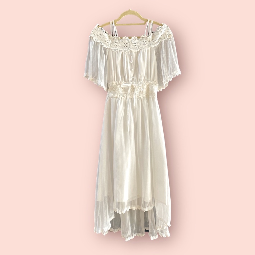 Liz Lisa white off-shoulder high-low dress